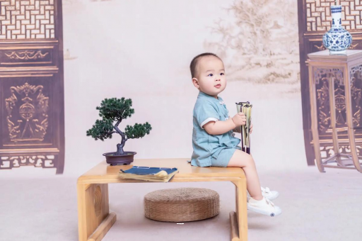 成都宝宝几个月可以笑出声